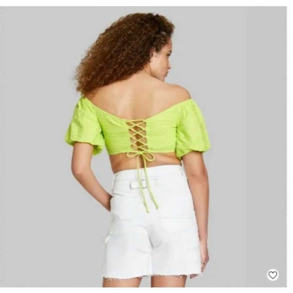 🌟WILD Fable Puff Sleeve Keyhole Lace up Back Lime Green Top🌟 - Picture 2 of 8